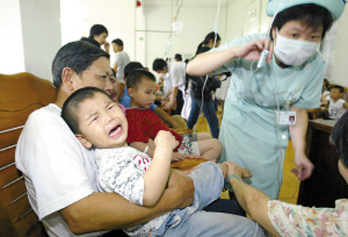 宝宝食物中毒 几种处理食物中毒的应急措施分享给大家