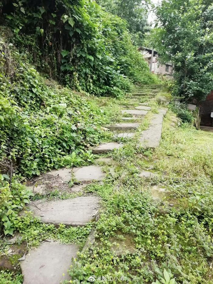 焕然一新的观音阁，历史底蕴深厚的老街，漂亮的沿河步道