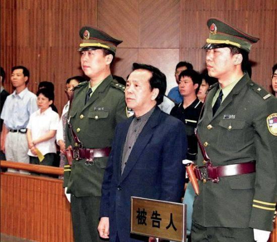 他官至副国级, 却为了一个女人贪污4109万, 最后被判处死刑!