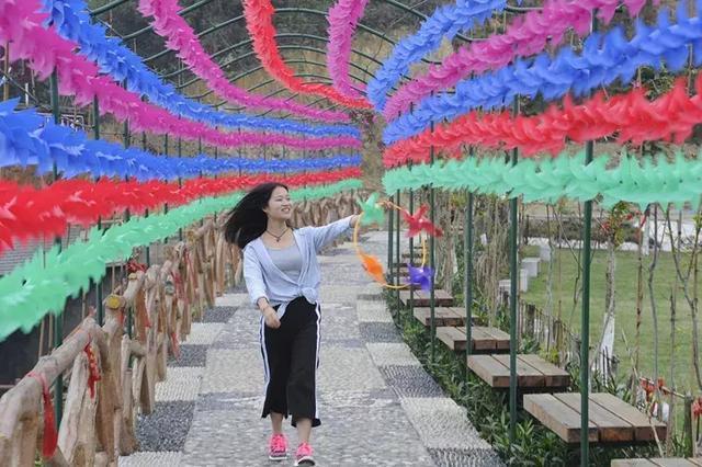 大马戏、美食节、玻璃栈道，东莞观音山承包你整个五一
