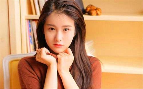 如何解决与女朋友吵架后她不理你的问题