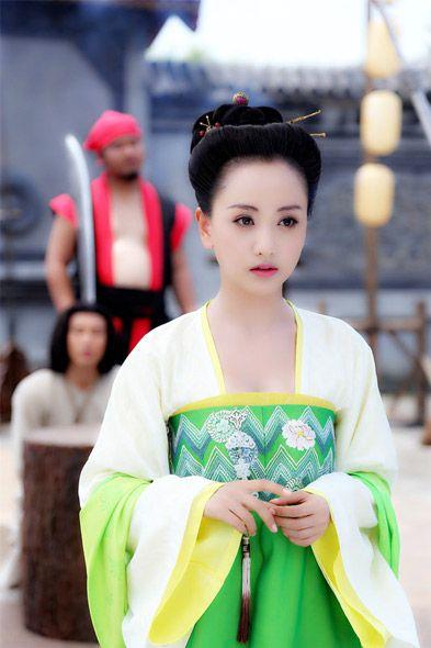 杨蓉为何在娱乐圈之中不红,于正导演一言点破原因