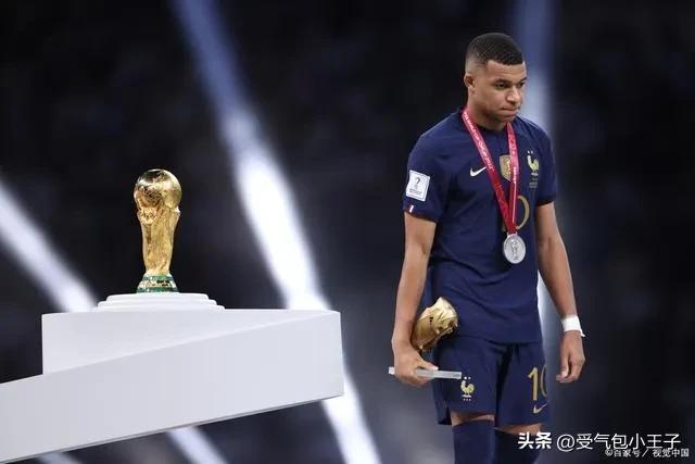 当代边锋球员忍者神龟----基利安·姆巴佩