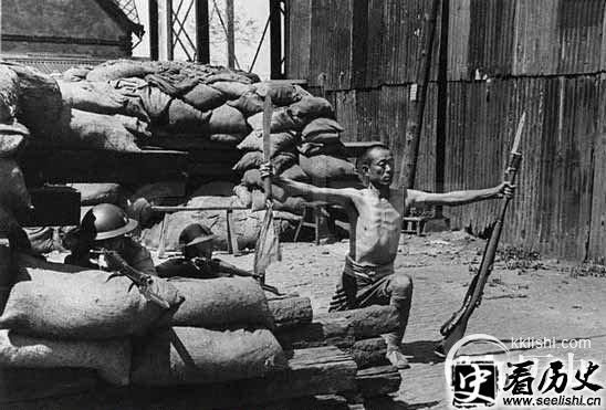 图说历史:抗日战争镜头下的动人瞬间
