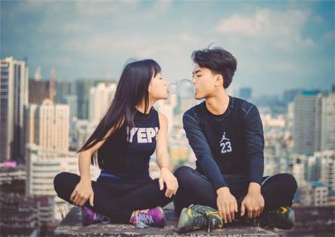 吵架了女朋友问怎么想的