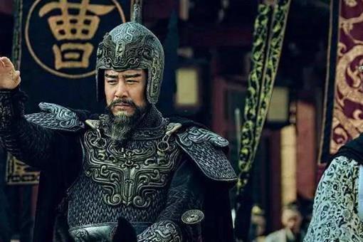 曹操死之前,为什么没杀司马懿却杀了杨修?