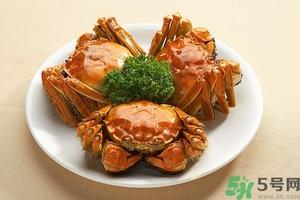 ​苹果和螃蟹能一起吃吗？吃螃蟹不能吃什么水果和食物？