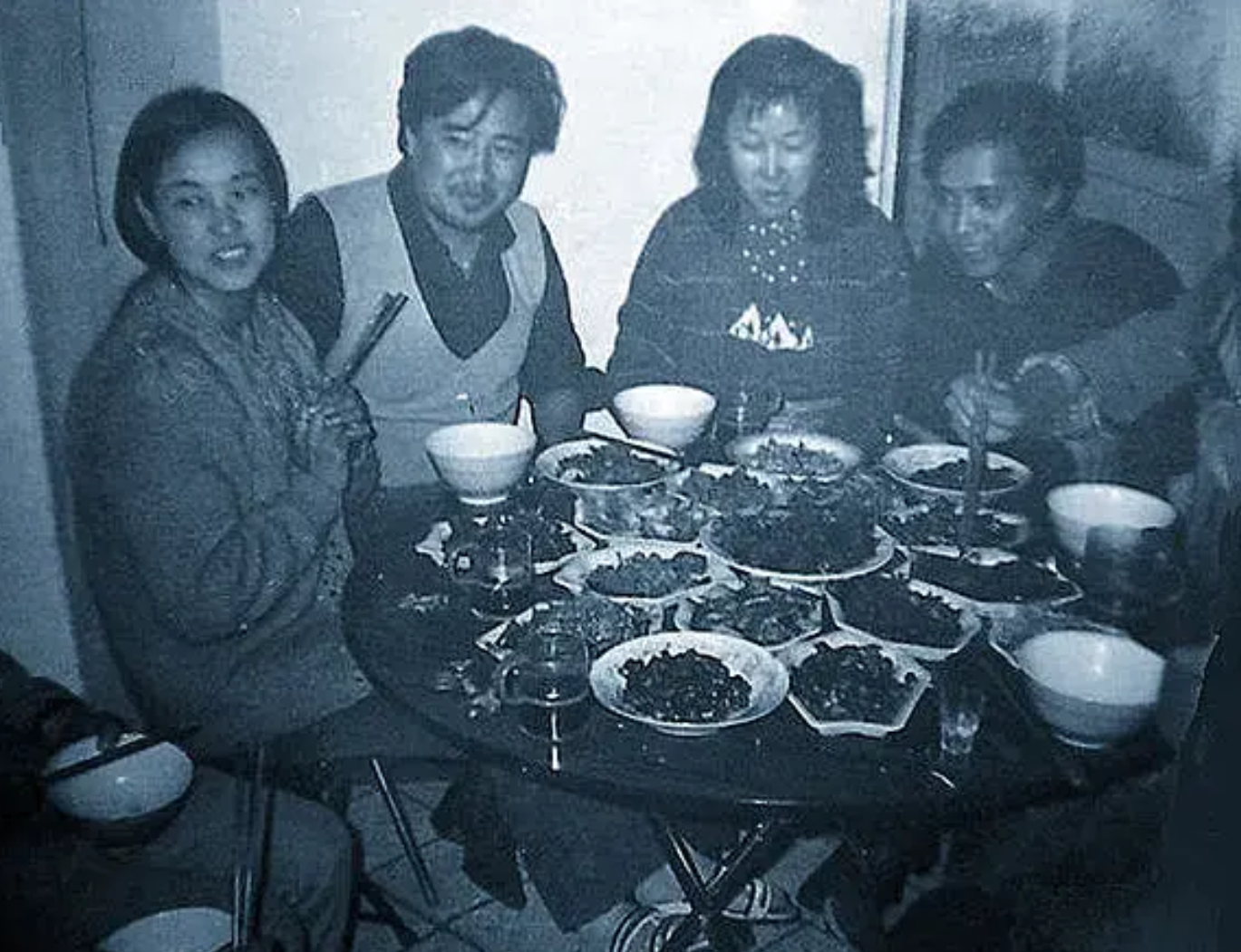 一代传奇影后刘晓庆，四婚嫁富豪被宠成宝，无儿无女亦幸福美满