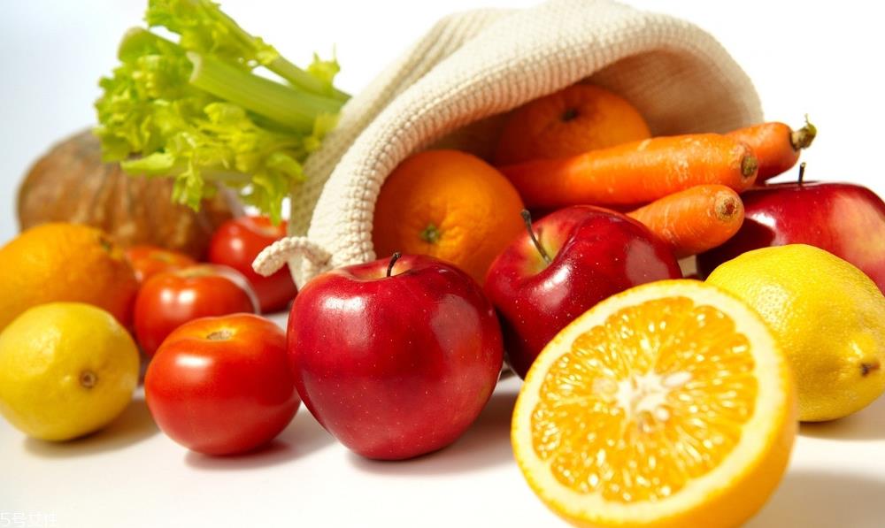 梨子煮熟吃有什么好处?熟梨的常见吃法 梨子煮熟吃有什么好处?熟梨的常见吃法