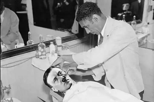 希特勒在生活当中有哪些爱好?有哪些生活习惯?