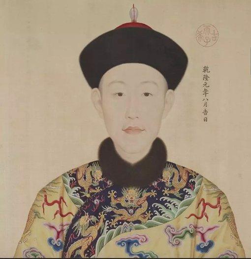 乾隆皇帝长什么样子?