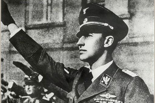 舒伦堡与海德里希的关系如何?