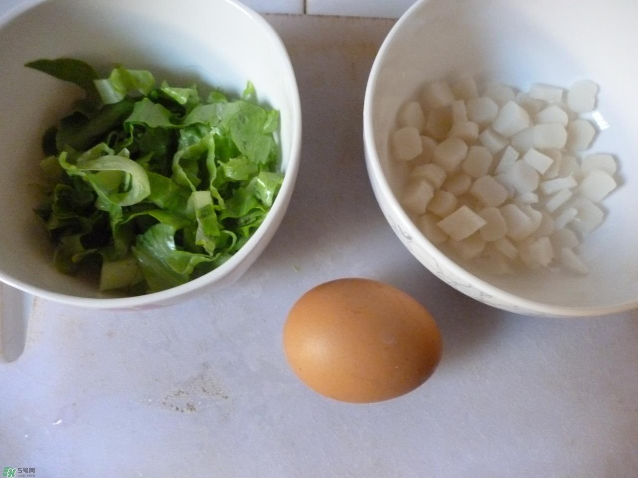 年糕汤的做法家常做法_年糕汤怎么做好吃 年糕汤的做法家常做法_年糕汤怎么做好吃