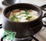 年糕汤的做法家常做法_年糕汤怎么做好吃 年糕汤的做法家常做法_年糕汤怎么做好吃