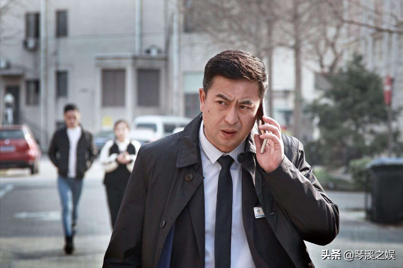 大叔张嘉译：一婚娶千金小姐被骂吃软饭，二婚娶知名演员被当成宝