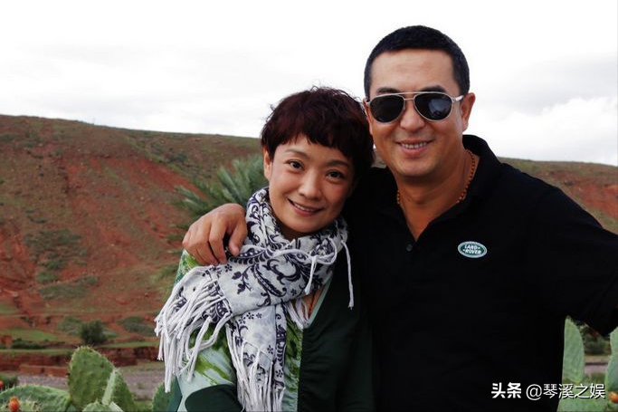 大叔张嘉译：一婚娶千金小姐被骂吃软饭，二婚娶知名演员被当成宝