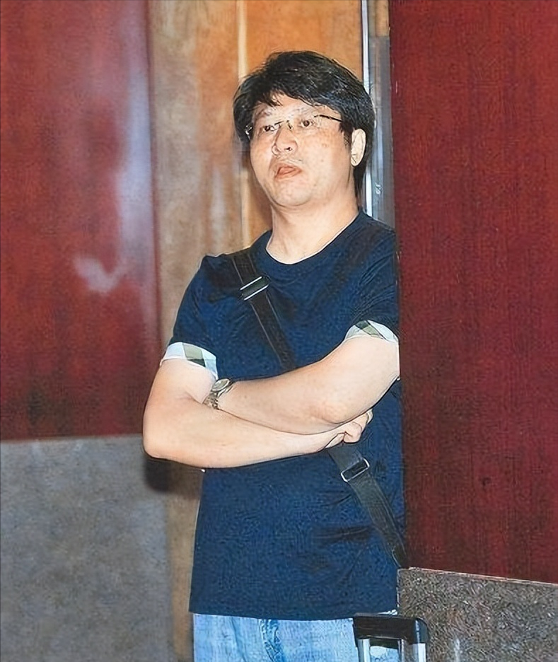 孟庭苇个人资料简介身高（孟庭苇：两度痛失亲人，离婚后独自抚养儿子，前夫却不放过她）