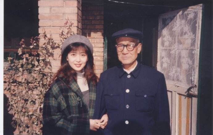 孟庭苇个人资料简介身高（孟庭苇：两度痛失亲人，离婚后独自抚养儿子，前夫却不放过她）