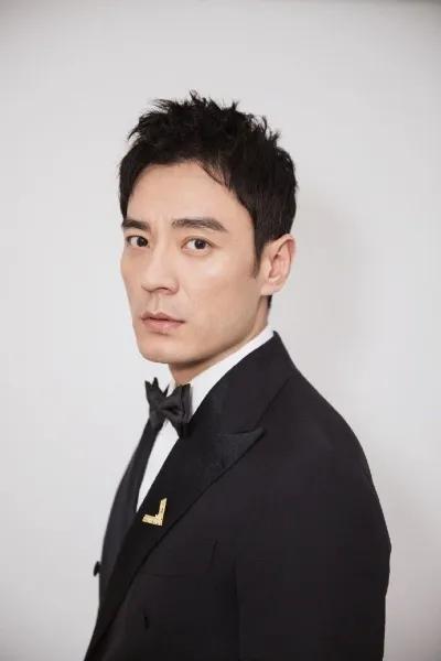 郝蕾：二婚嫁普通老公，生下双胞胎，离婚后生活状况如何？