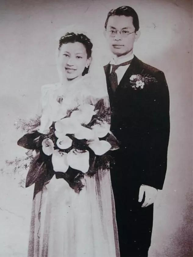 林海音简介个人资料（小英子告诉你什么叫“偶像的力量”！今天出生的名人作家：林海音）