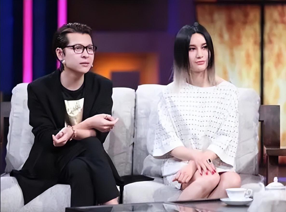 尚雯婕个人资料简介 “超女冠军”：早年父母离异，成名后是非不断，41岁仍未婚