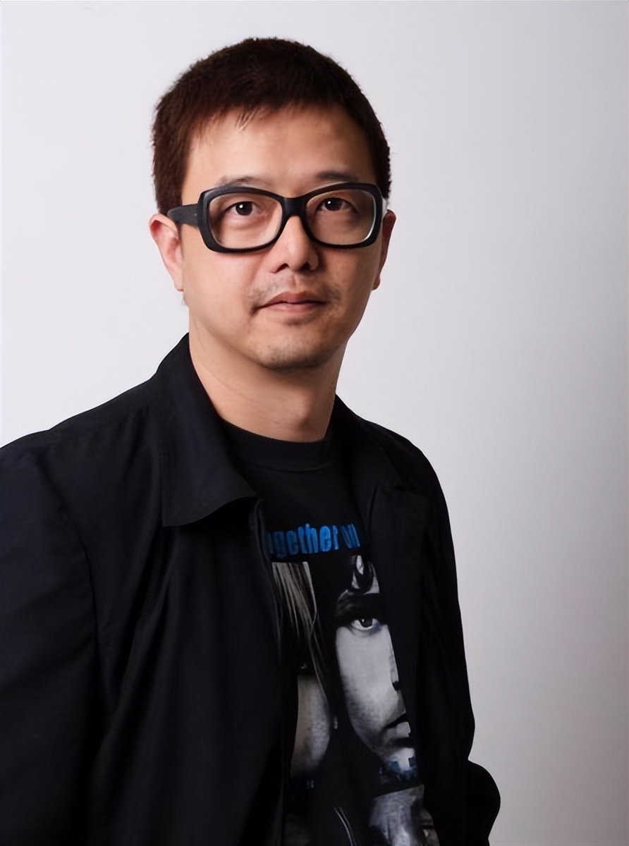 知名女星张延：父亲早逝最疼妈妈，我与丈夫有两个家