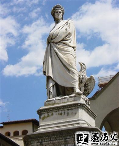 文艺复兴三杰之一但丁塑像