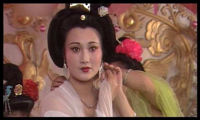 林芳兵版本杨贵妃对比(王璐瑶雍容大气)(10)