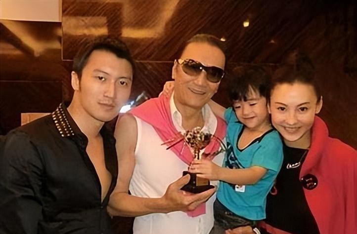 张柏芝谢霆锋离婚原因(张柏芝因为什么和谢霆锋分道扬镳)