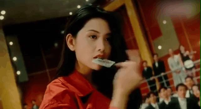 港星邱淑贞近况曝光(邱淑贞素颜出席梁家辉大寿)(1)