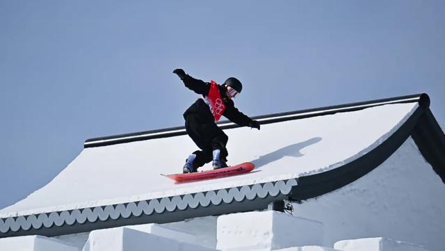 苏翊鸣单板滑雪奥运会夺金回放（4岁上雪17岁奥运夺冠）(4)