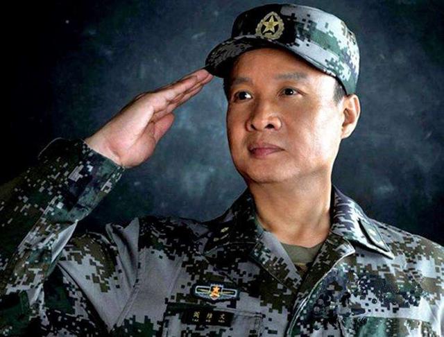 歌唱家阎维文的家庭情况(歌唱家阎维文娶初恋为妻)(2)