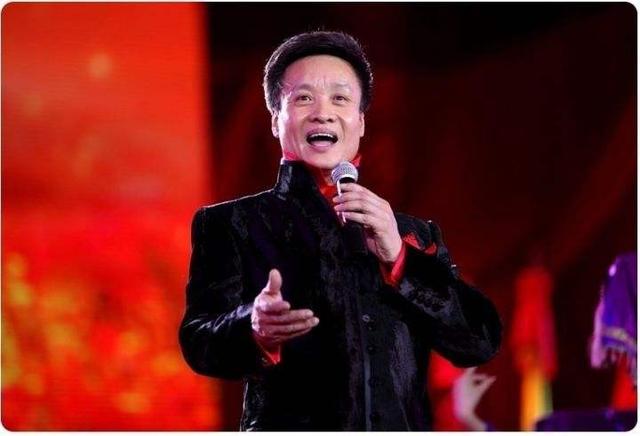 歌唱家阎维文的家庭情况(歌唱家阎维文娶初恋为妻)(7)