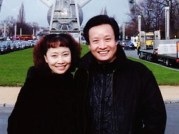 歌唱家阎维文的家庭情况(歌唱家阎维文娶初恋为妻)(28)