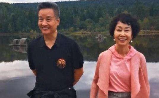 歌唱家阎维文的家庭情况(歌唱家阎维文娶初恋为妻)(19)