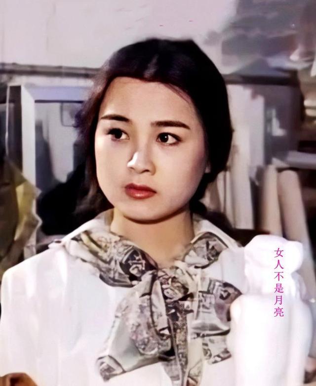 演员赵明明简历(和嫂子宋丹丹一样被英家人所伤)(13)