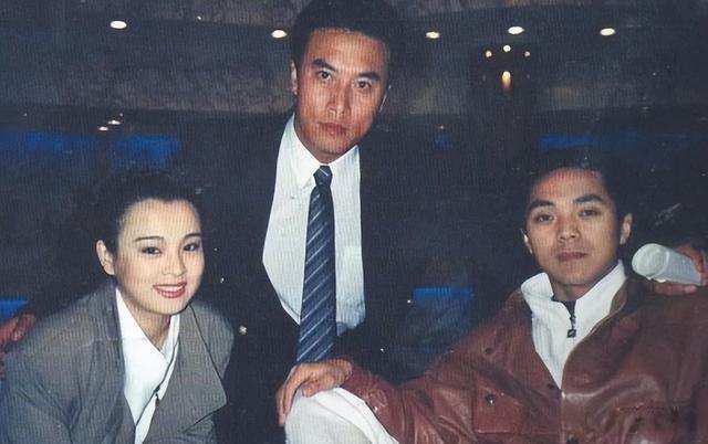 演员赵明明简历(和嫂子宋丹丹一样被英家人所伤)(20)