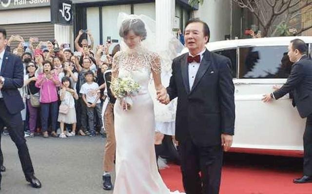 林志玲自曝婚后甜蜜生活(豪华婚礼引人羡慕)(16)