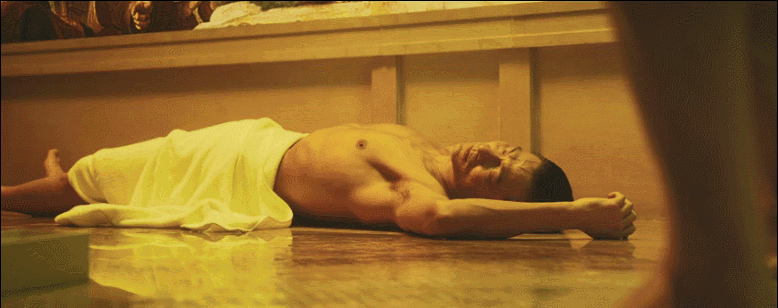 刘德华十大经典喜剧(喜剧荒诞犯罪)(13)