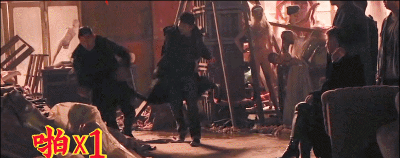 刘德华十大经典喜剧(喜剧荒诞犯罪)(30)