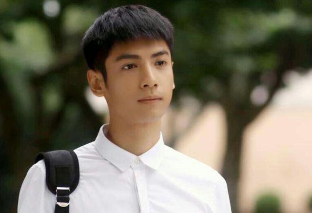 罗云熙扮演的润玉（罗云熙饰演的6个角色）(3)