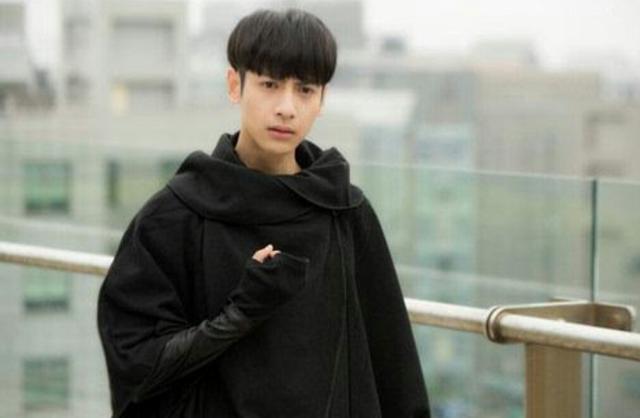 罗云熙扮演的润玉（罗云熙饰演的6个角色）(8)