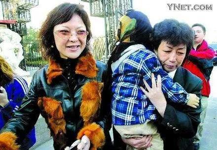 那英高峰儿子近况（和高峰同居10年遭抛弃）(10)