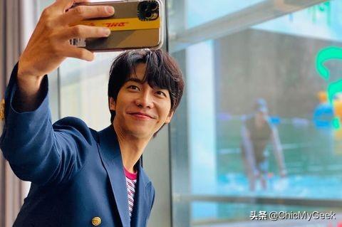 李升基腹肌（韩媒公认最有智慧明星李升基）(5)