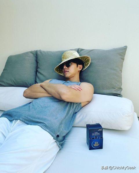 李升基腹肌（韩媒公认最有智慧明星李升基）(11)