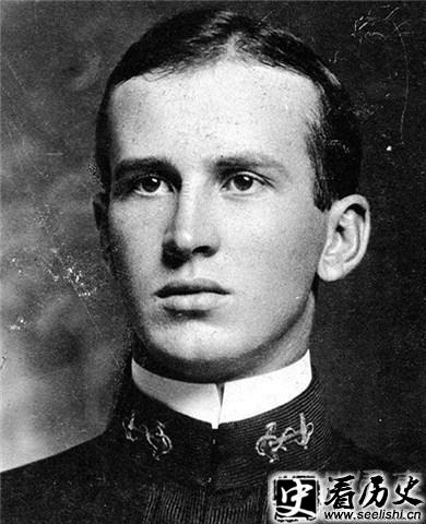 欧内斯特·金图片