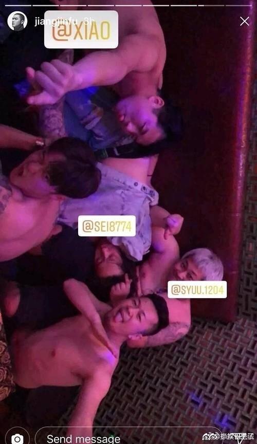 蒋劲夫退出娱乐圈的原因（又双叒叕秀恩爱）(43)