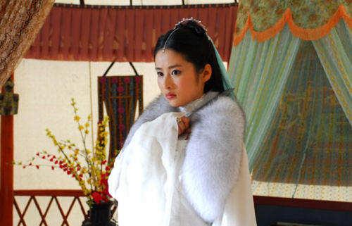 黄圣依八卦大全（和黄圣依争宠失败）(7)