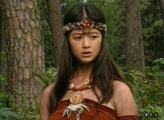 蒋欣时隔六年再次演华妃（八岁接戏出演华妃爆红）(8)