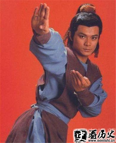 黄日华饰演郭靖电视剧照